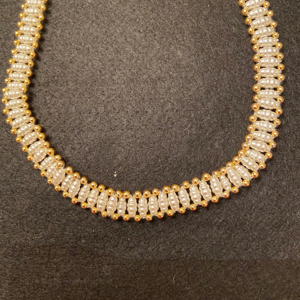 Costume jewelry necklace